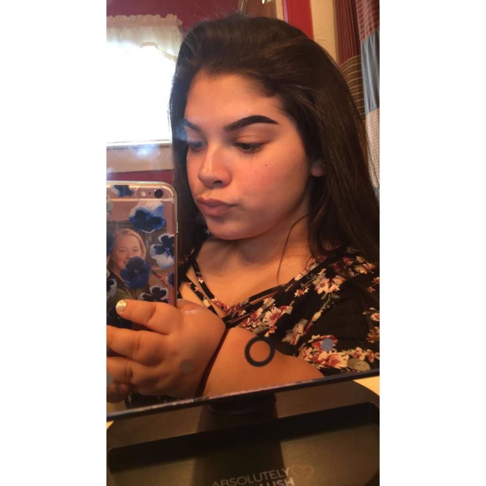 Meet your Posher, Brooke